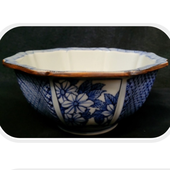 FITZ AND FLOYD Japan Octagon Vegetable Bowl, Ceramic Blue & White w/ Brown rim - Picture 2 of 7